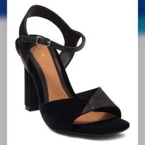 NWOB Joie Okina heel Black Leather & Velvet Heel